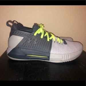 Under Armour Drive 4 ‘Low Stealth’ Size Men’s 12.5